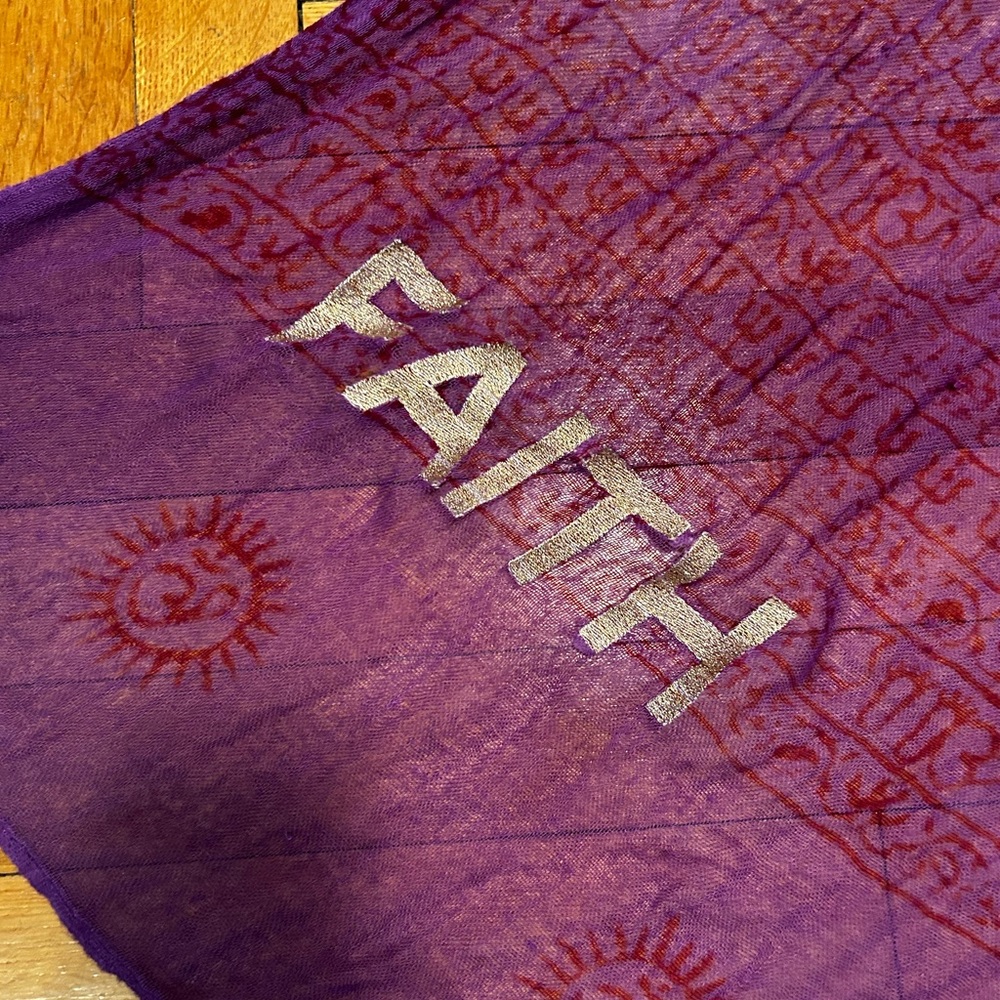 Faith ‘Om’ Scarf 🕉️ - Picture 3 of 11